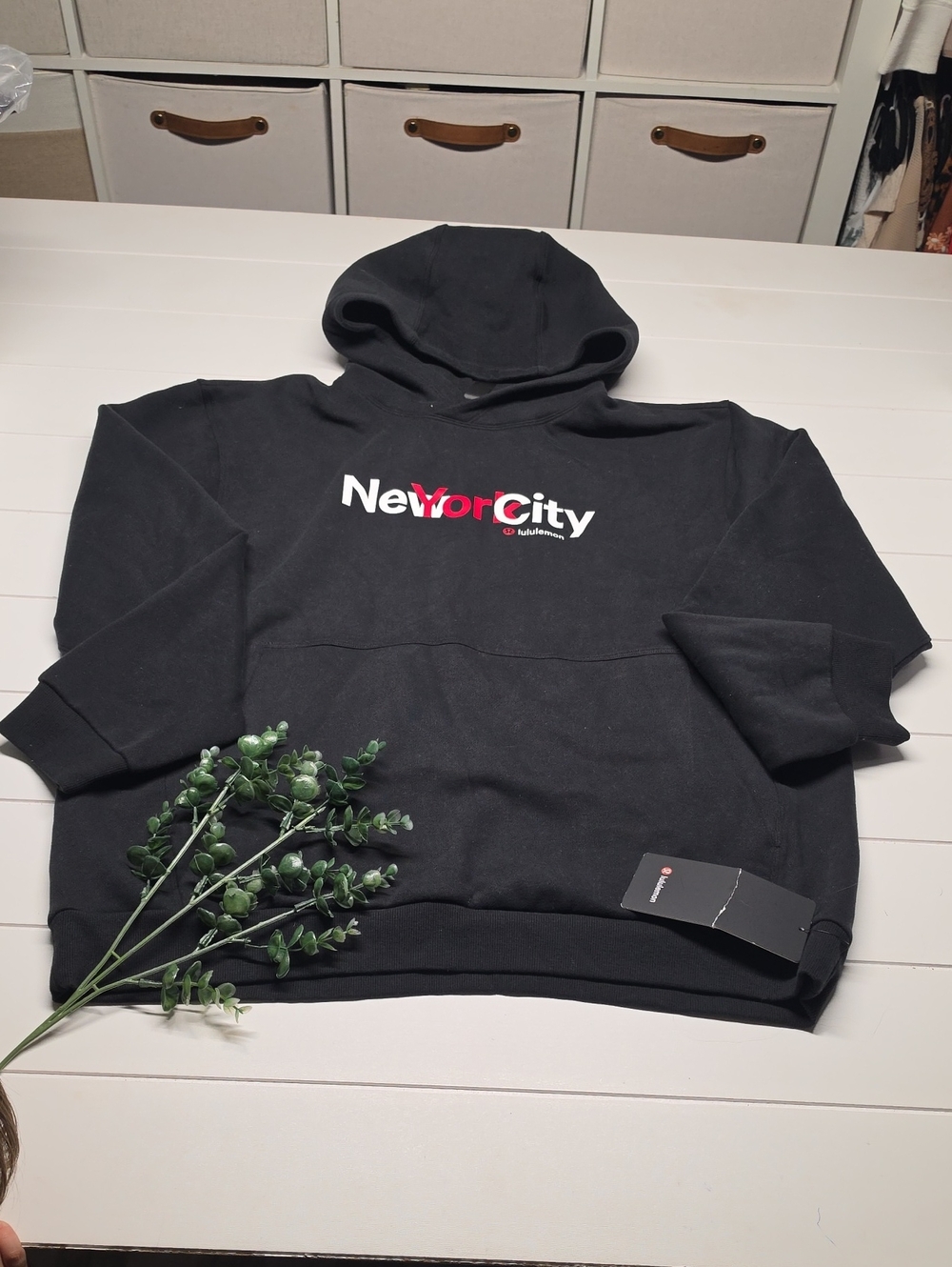 NEW Lululemon New York City Black Hoodie Sweatshirt Xl